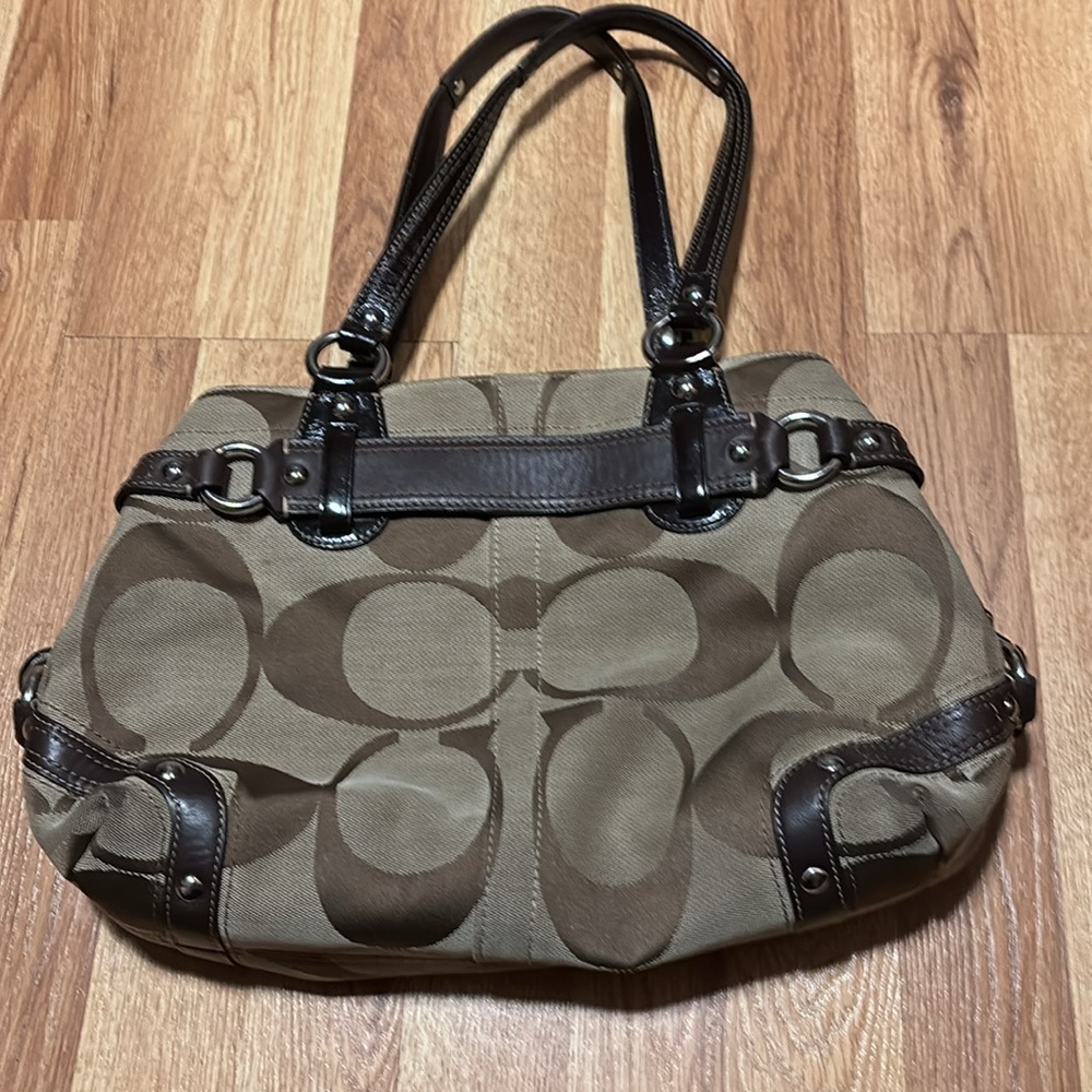 Vintage Brown and Tan Coach Shoulder bag - Picture 3 of 12